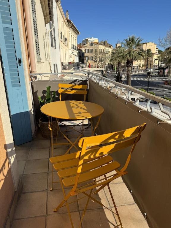 Maison De Village Renovee Avec Vue Mer Exceptionnelle Sainte-Maxime Exteriör bild
