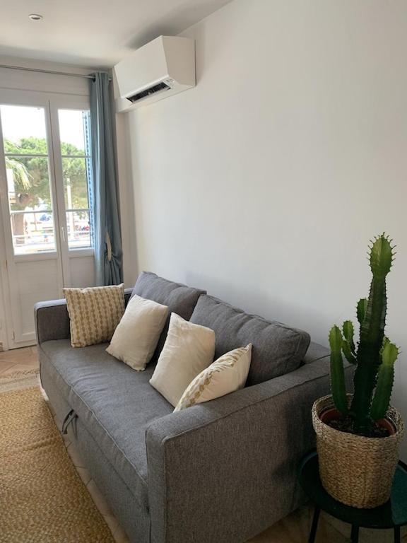 Maison De Village Renovee Avec Vue Mer Exceptionnelle Sainte-Maxime Exteriör bild